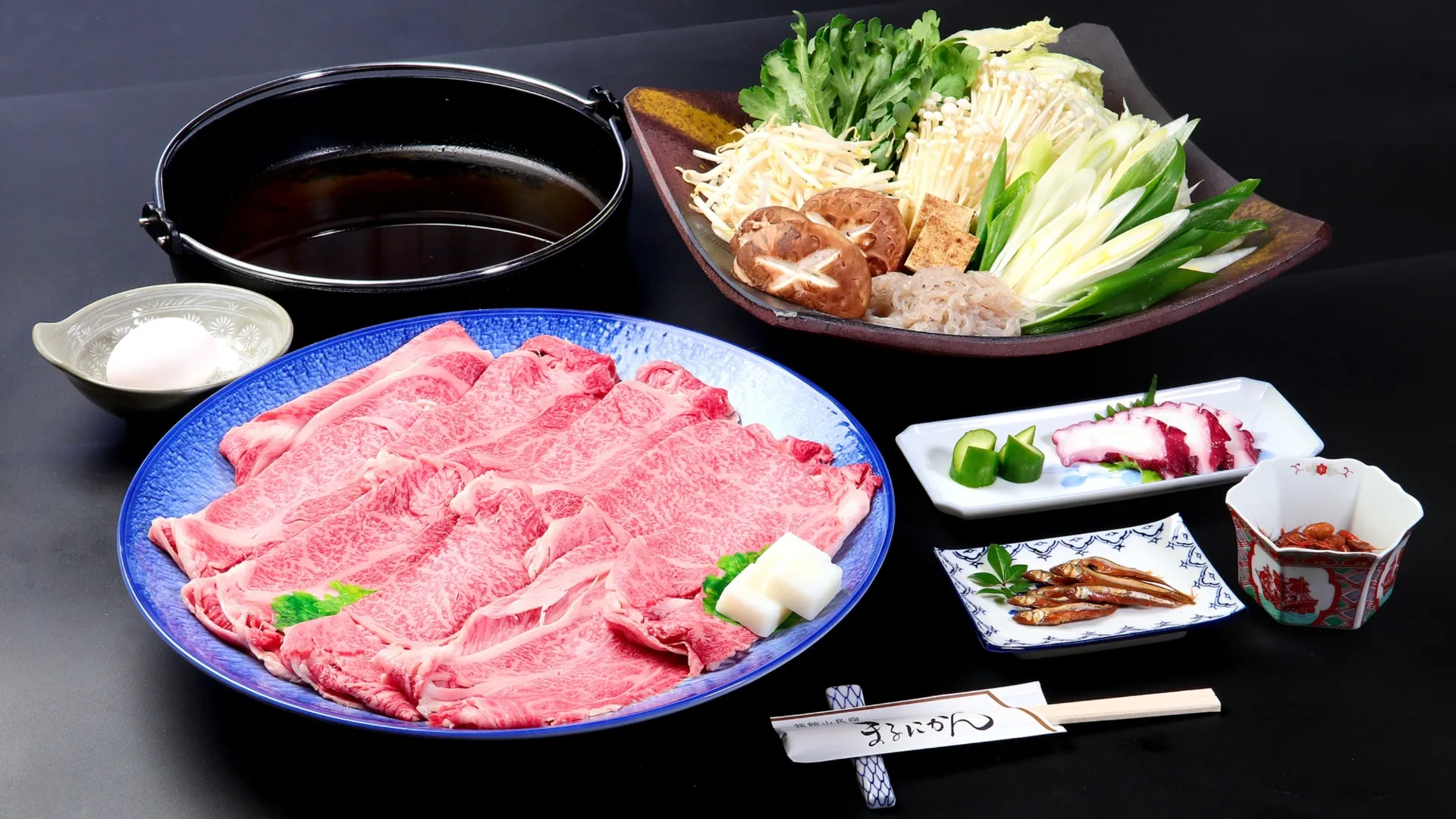 【近江牛すきやき】丸仁館特製の近江牛すきやき。